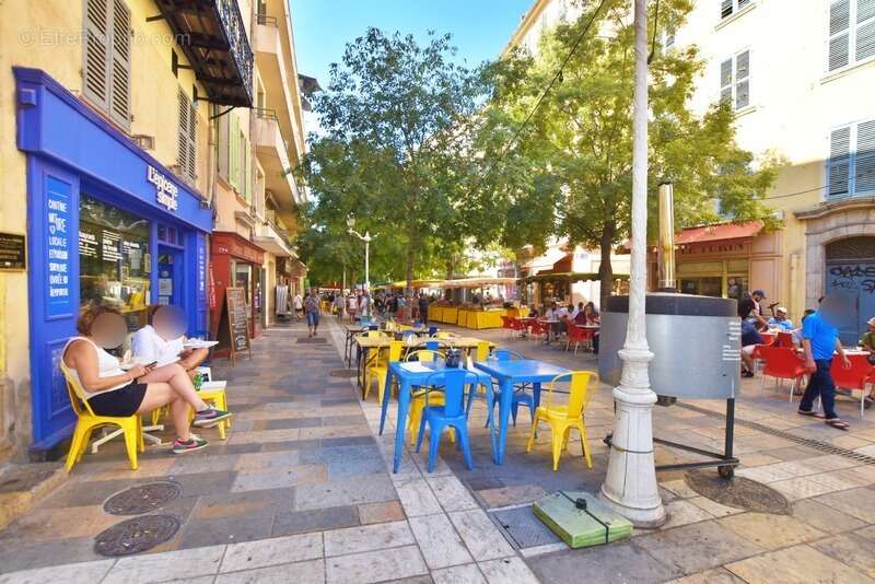 Toulon (83) - emplacement ideal centre ville – appartement 2 pieces de 51 m² plein de charme et de cachet - investissement ou re - photo 15