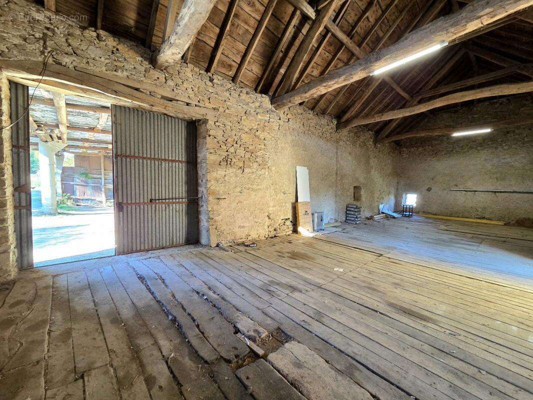 Maison à BARAQUEVILLE