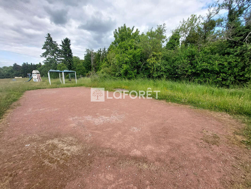 Terrain à KOENIGSMACKER