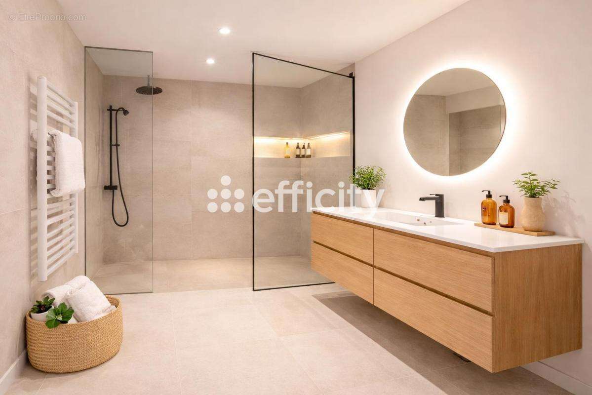 Appartement à LA GARENNE-COLOMBES