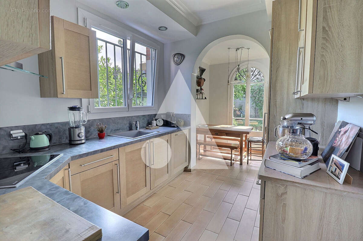 Maison à LA FRETTE-SUR-SEINE