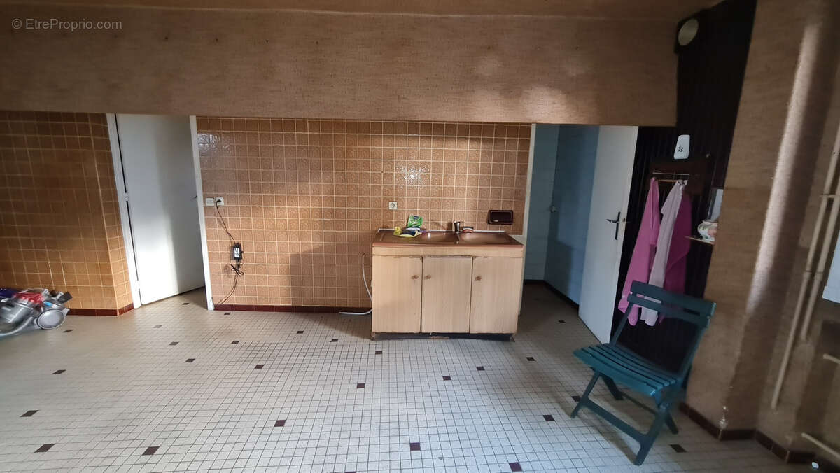 Maison à LES MOLIERES