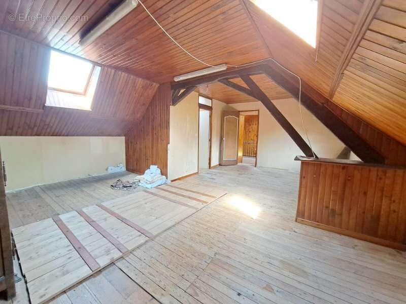 Maison à LE MENIL-GUYON