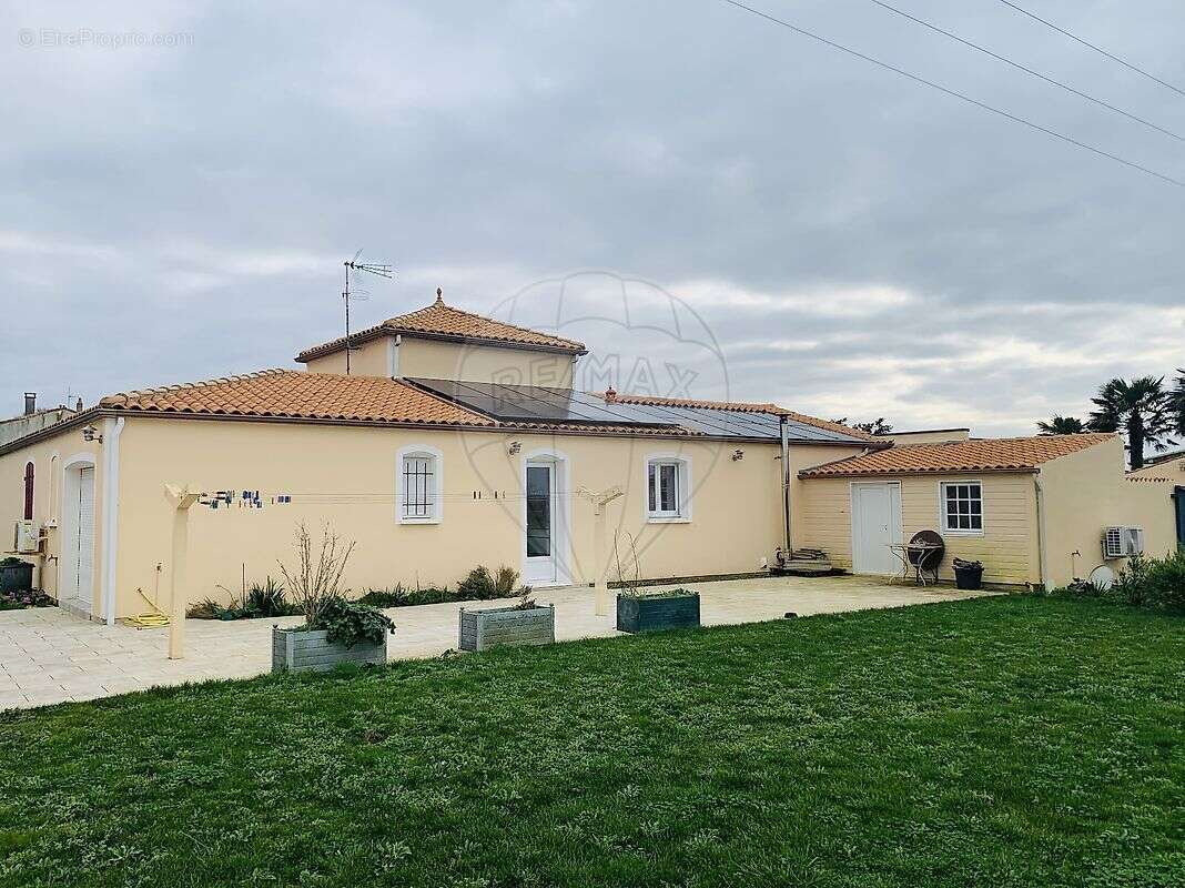 Maison à LE GUA