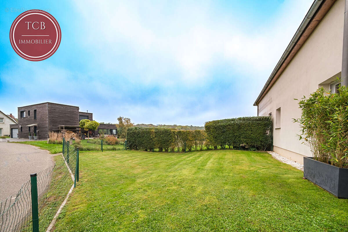 Maison à DANNEMARIE