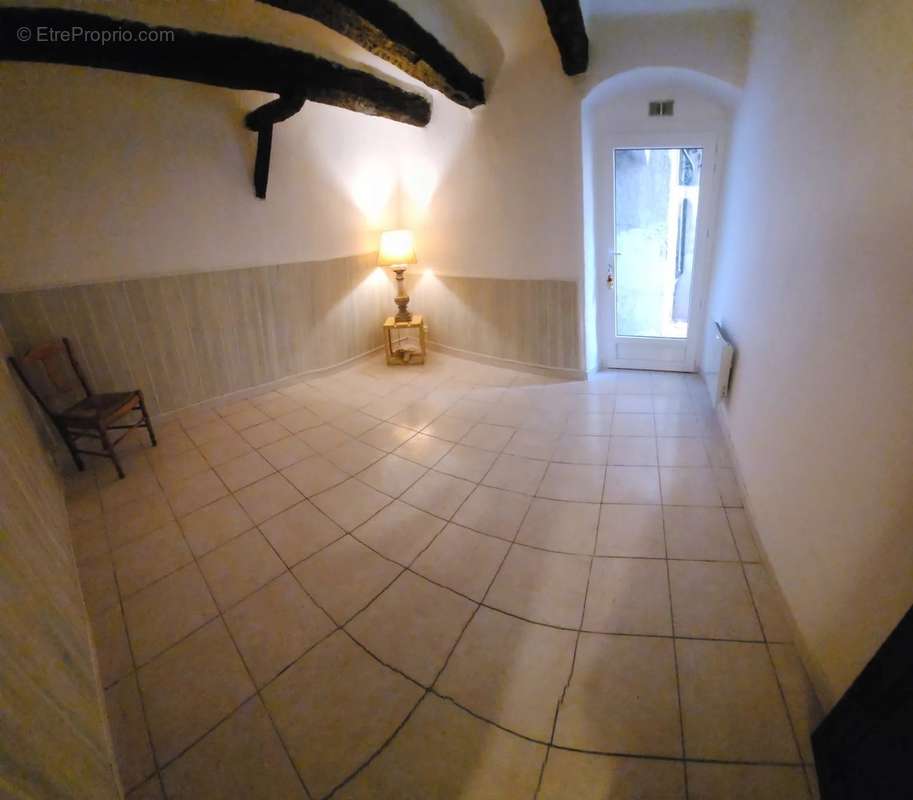 Appartement à FAYENCE