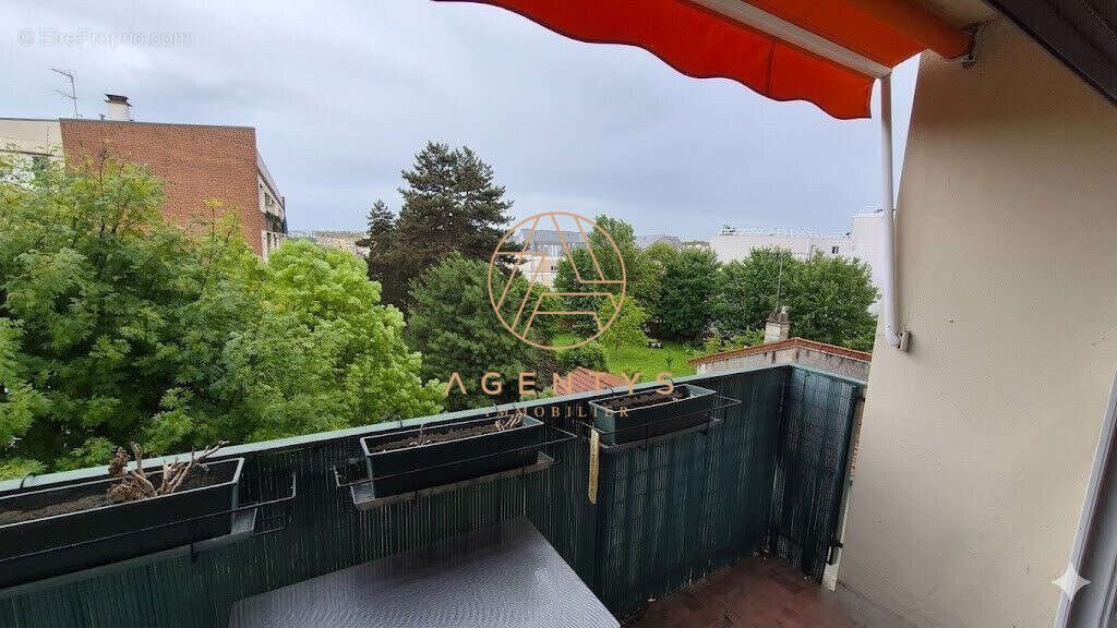 Appartement à LE PERREUX-SUR-MARNE