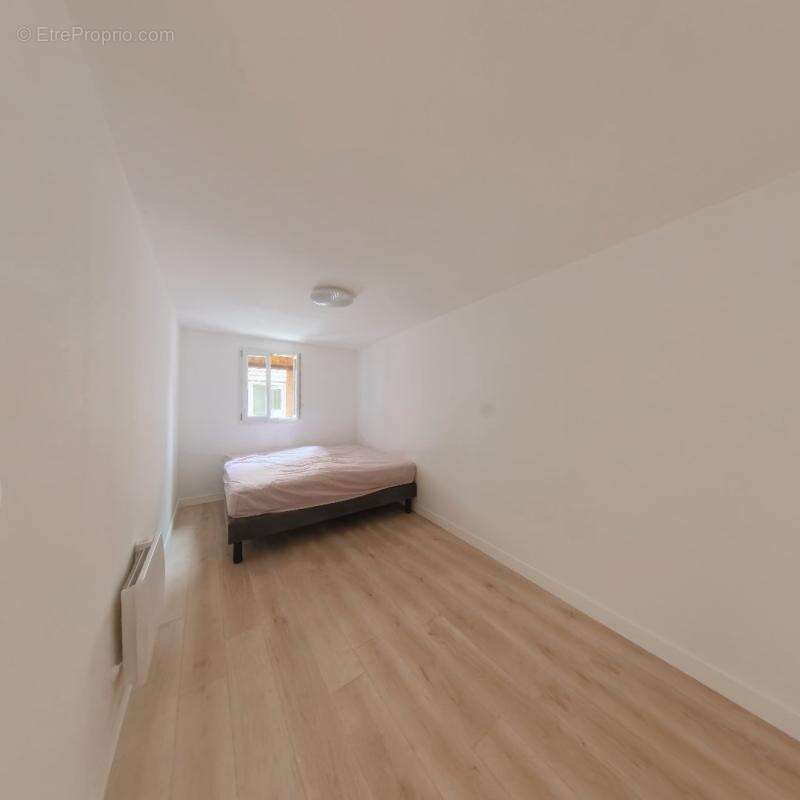 Appartement à FONTENAY-SOUS-BOIS