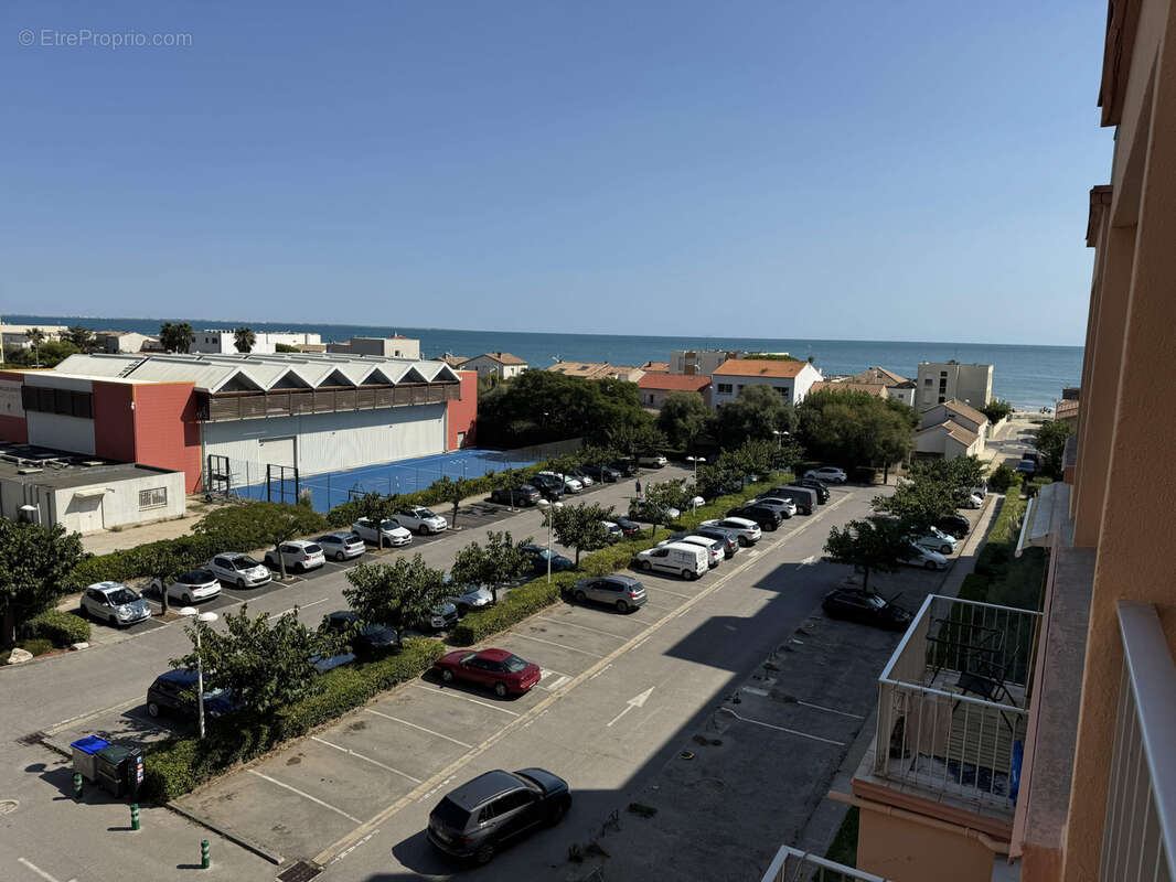 Appartement à MAUGUIO