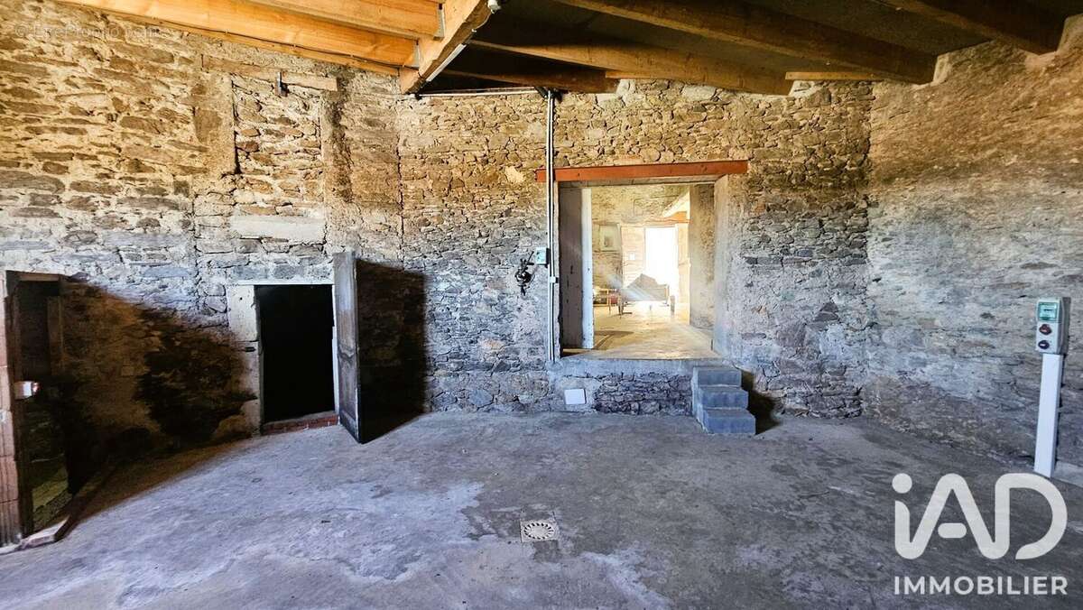 Photo 4 - Maison à FAUGERES