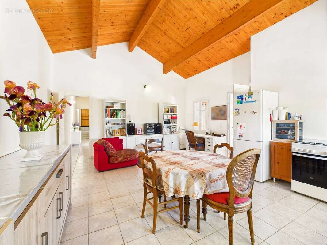 Maison à MONFLANQUIN