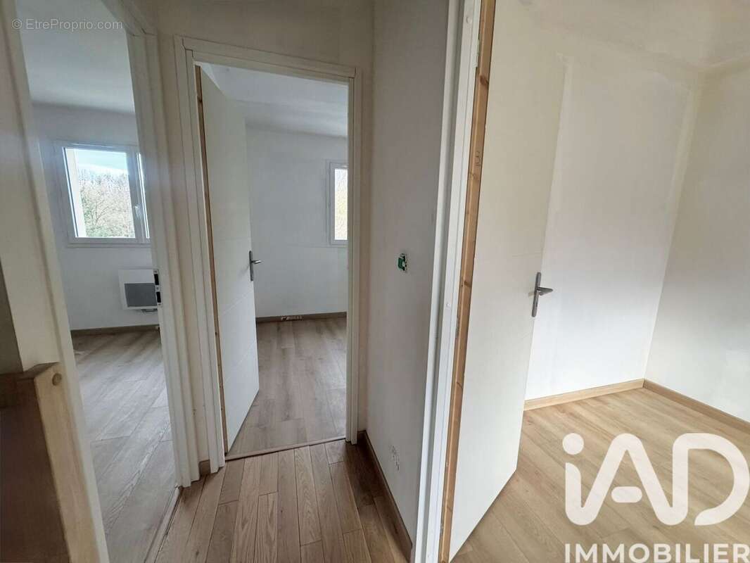 Photo 6 - Maison à VILLIERS-SUR-MORIN