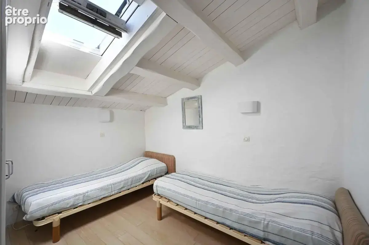 Belle propriété plein centre du village avec cours et jardin Les Portes En Re A VENDRE - photo 21