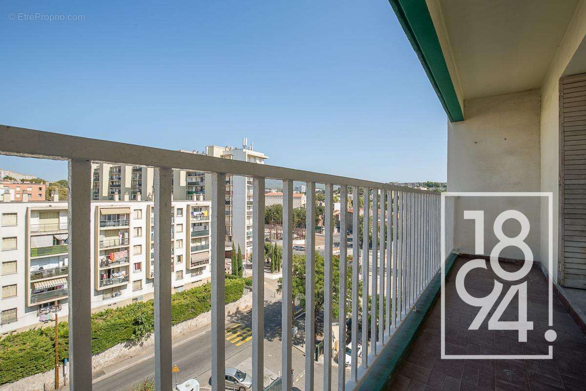 Appartement à MARSEILLE-13E