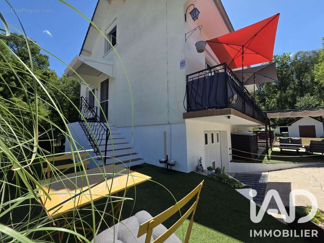 Maison 120 m² à Villechetif  - photo 5
