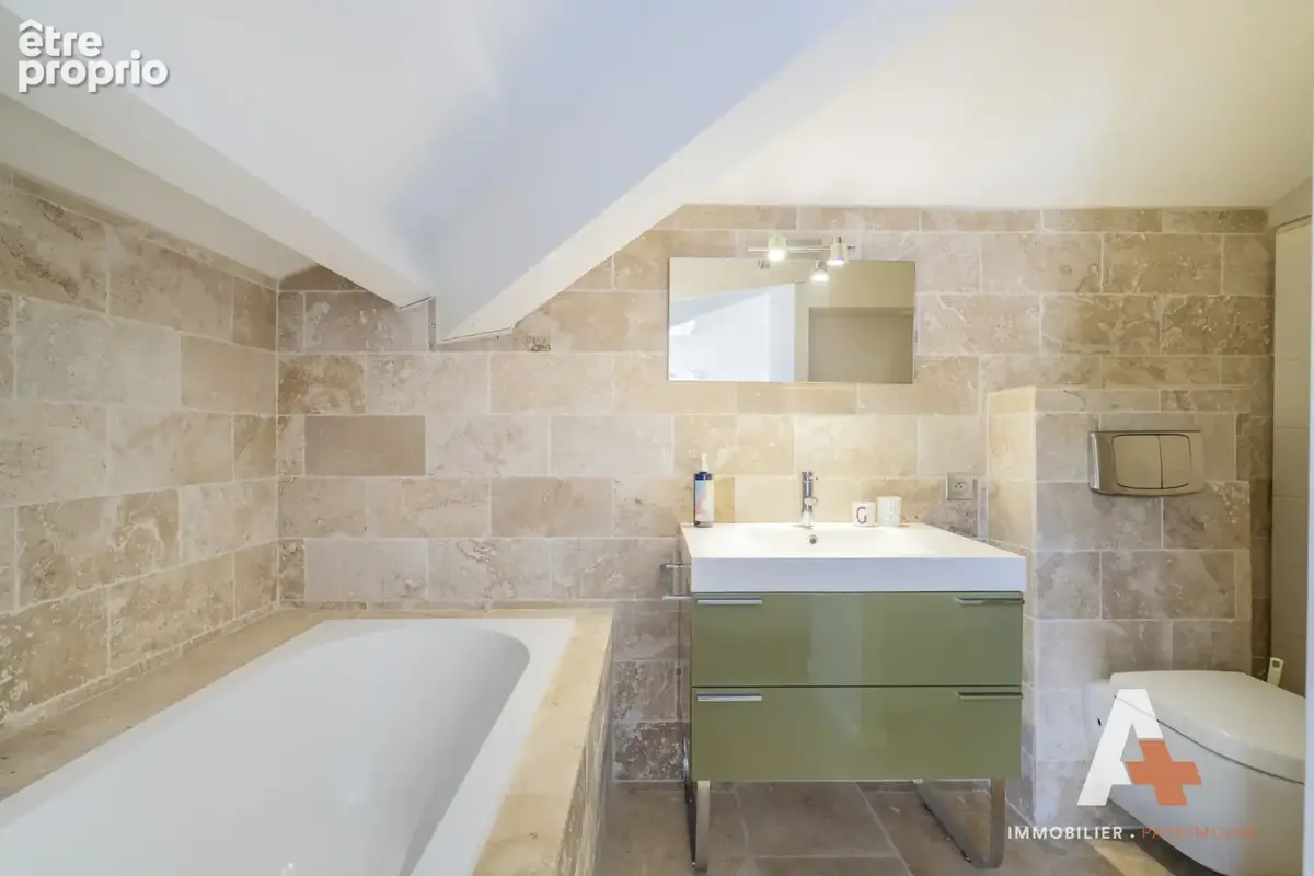 Duplex vue mer en dernier etage - t5 de 170m2 avec 2 parkings - 13007 marseille - photo 15