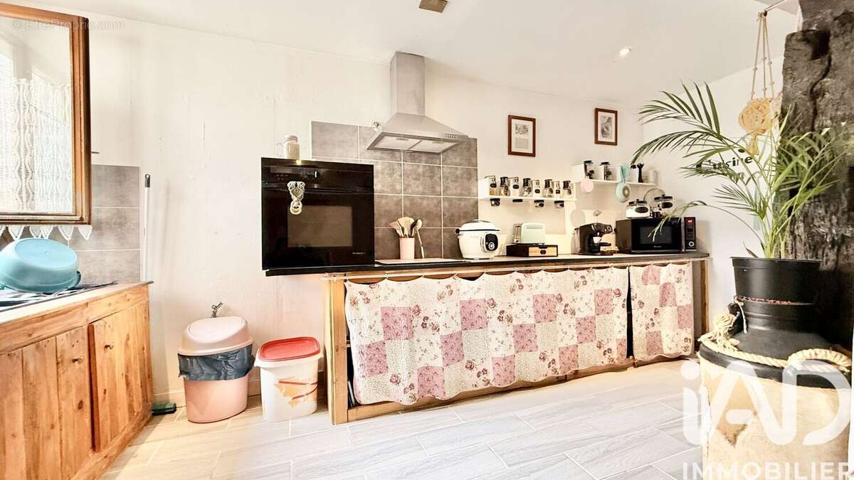 Maison 126 m² à Nieul-Le-Virouil  - photo 8