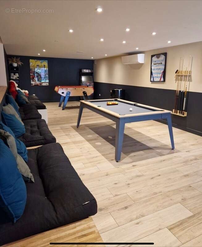 Maison à VILLENEUVE-LES-AVIGNON