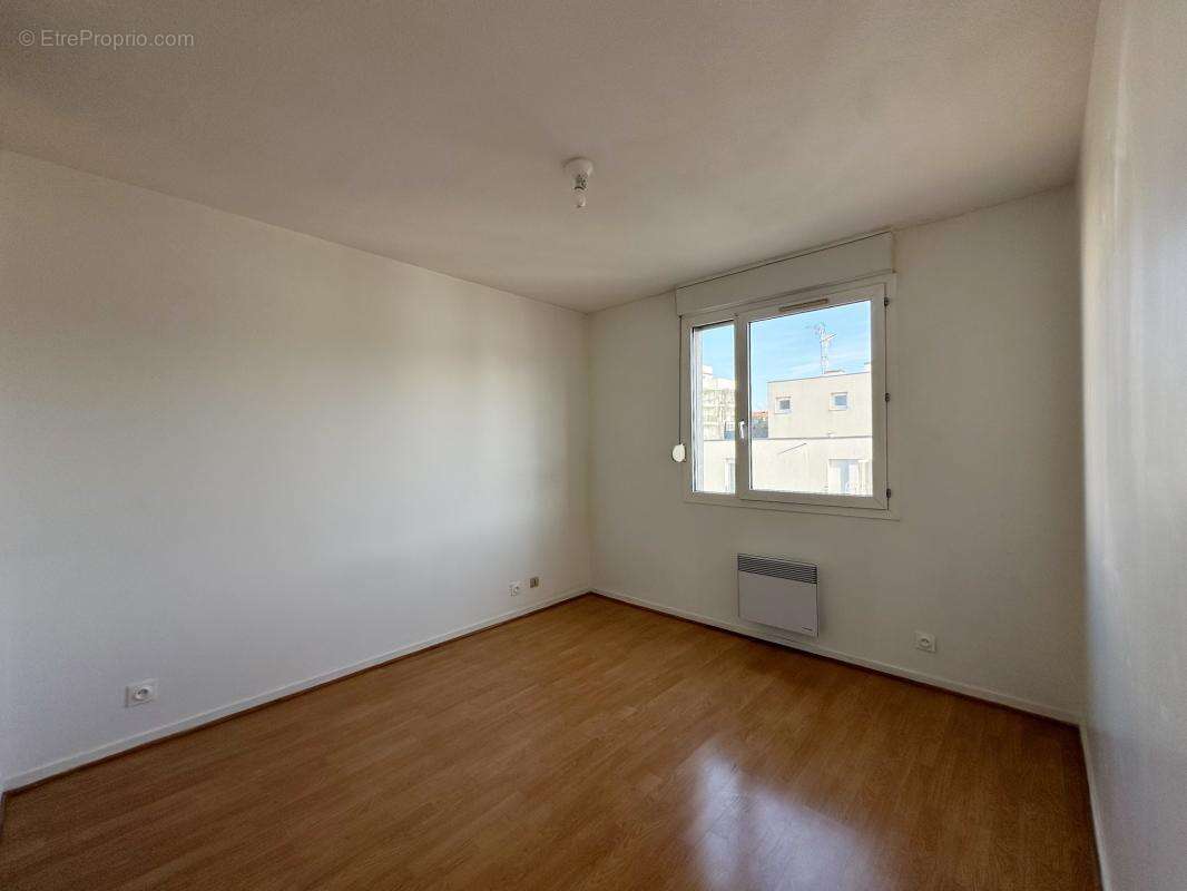 Appartement à LYON-8E