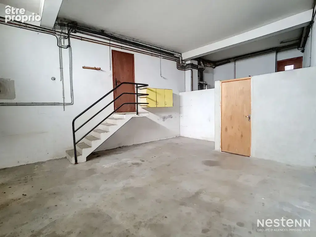 À Vendre - Maison d'architecte de 220 m² avec jardin et double garage à Condom - photo 18