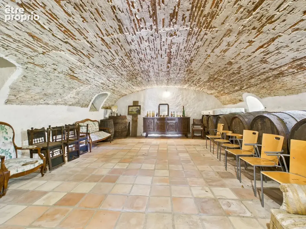Magnifique château du 16ème siècle avec sa chapelle dans un parc de plus de 2 hectares - photo 15