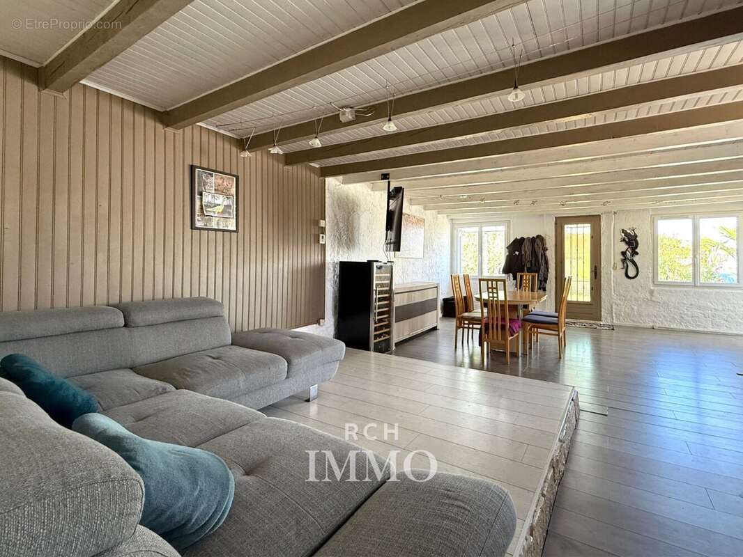 Maison 101 m² à Tartaras  - photo 8