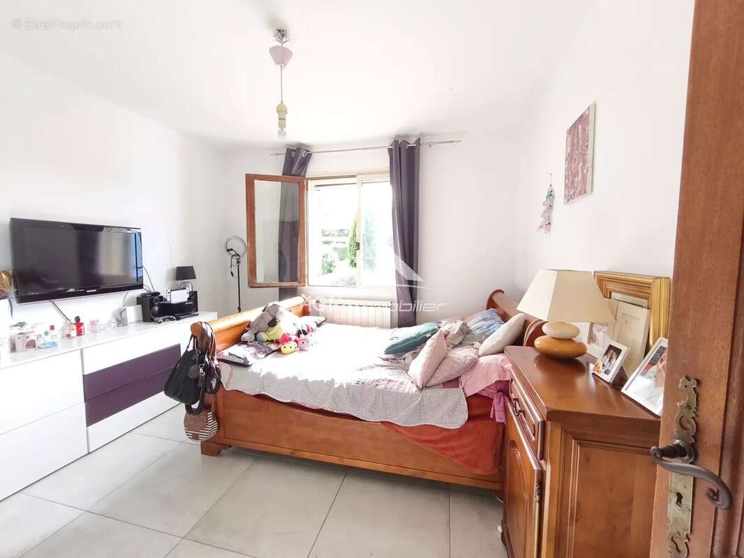 Maison à SAINT-MARTIN-DE-VALGALGUES