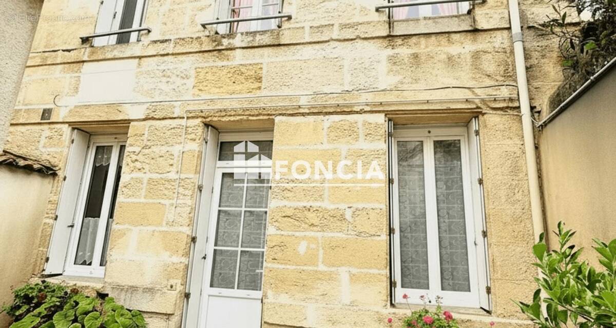 Appartement à ROCHEFORT