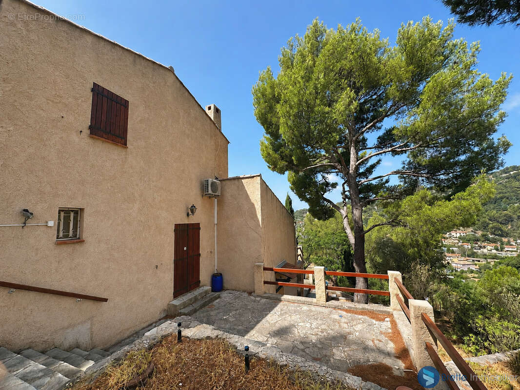 Ollioules - villa de 110m2 dans lotissement au calme - garage - photo 11