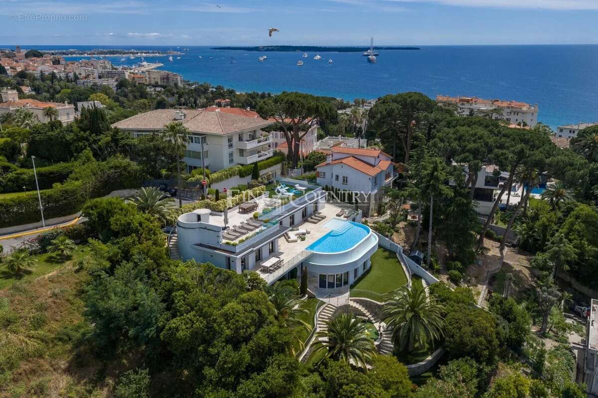 Maison à CANNES
