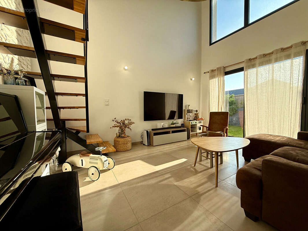 Maison à BRETTEVILLE-L&#039;ORGUEILLEUSE