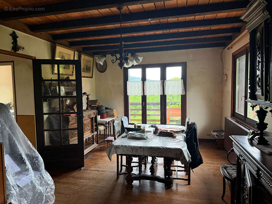 Maison à MONTFAUCON