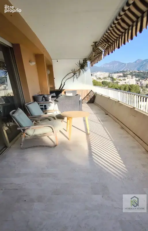 Roquebrune-Cap-Martin – Vaste 3 pièces de 92 m² avec terrasse, vue mer panoramique, résidence de standing avec piscine, à rénove - photo 5