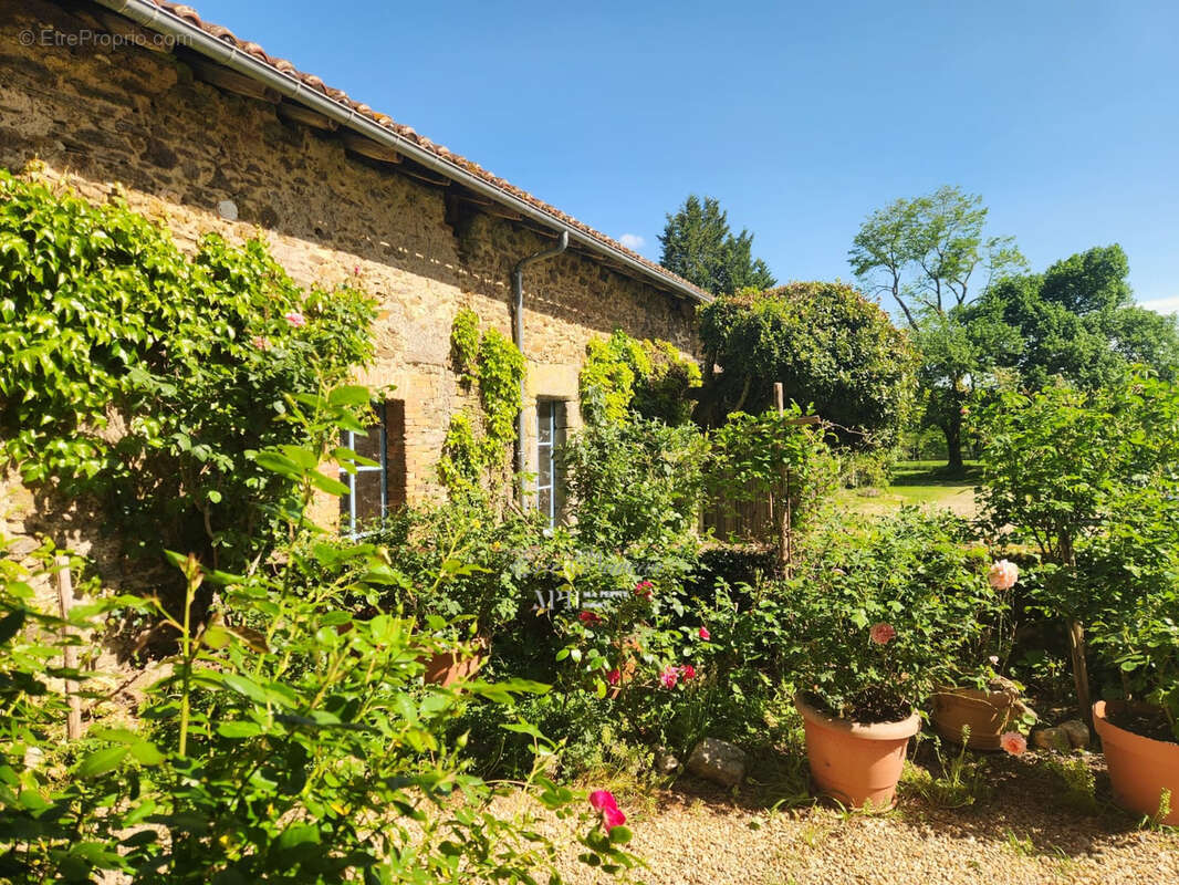 Maison à LA COQUILLE