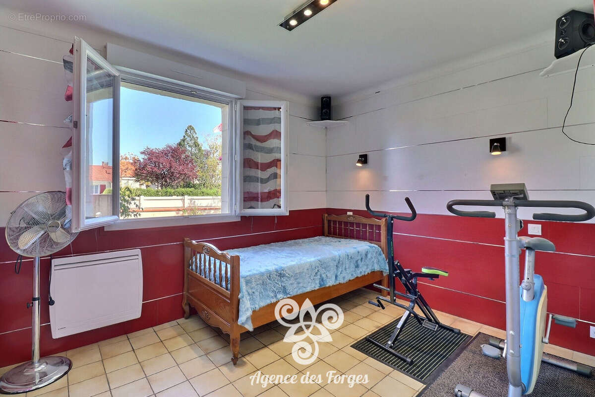 Maison à LE LANDREAU