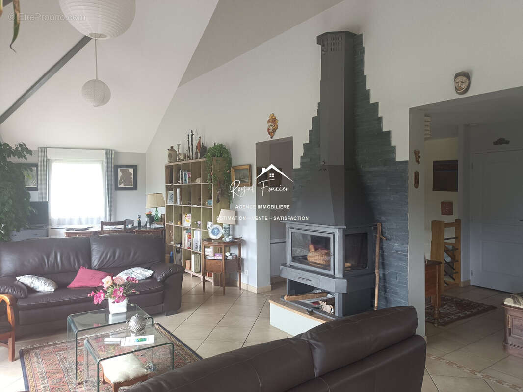 Maison à CHATELLERAULT