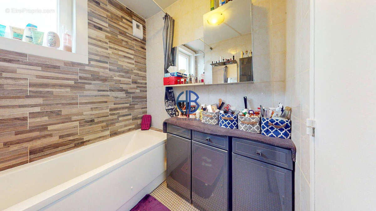 Appartement à BONDY