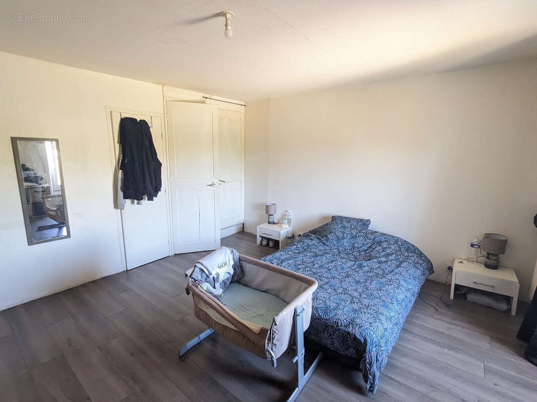 À vendre : Maison de caractère en pierre à la campagne - photo 8