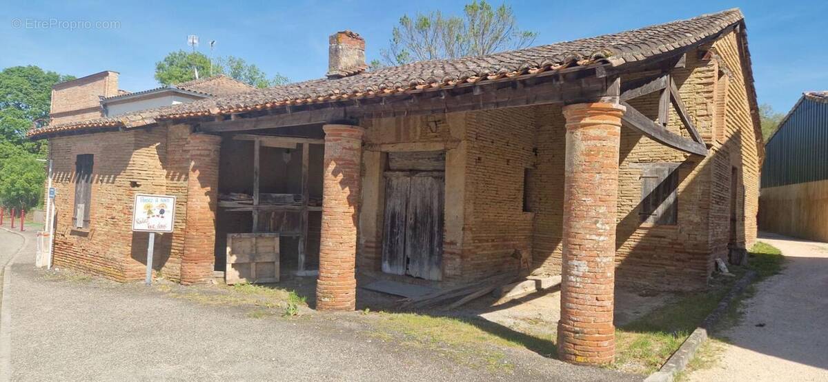Maison à SEGOUFIELLE