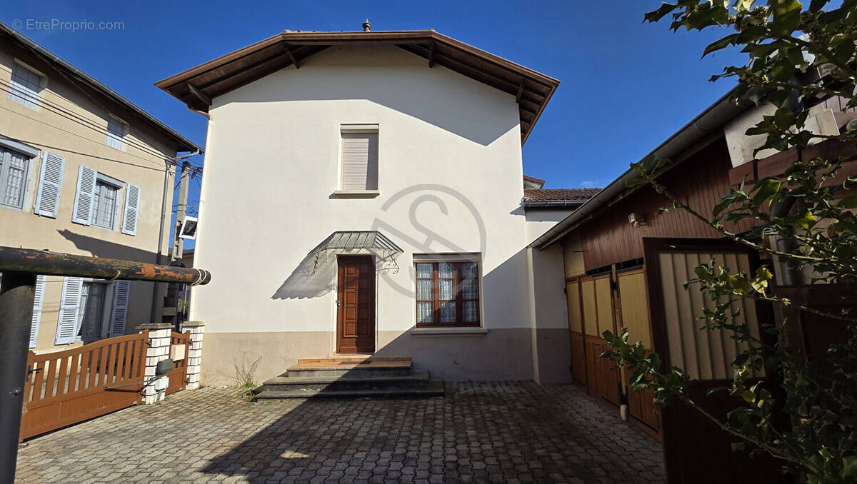 Maison à SAINT-ROMANS