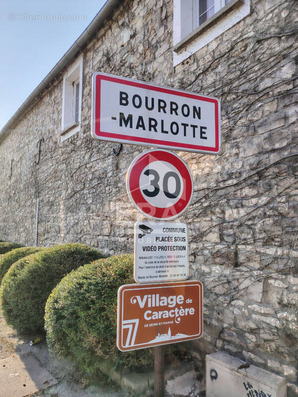 Terrain à BOURRON-MARLOTTE