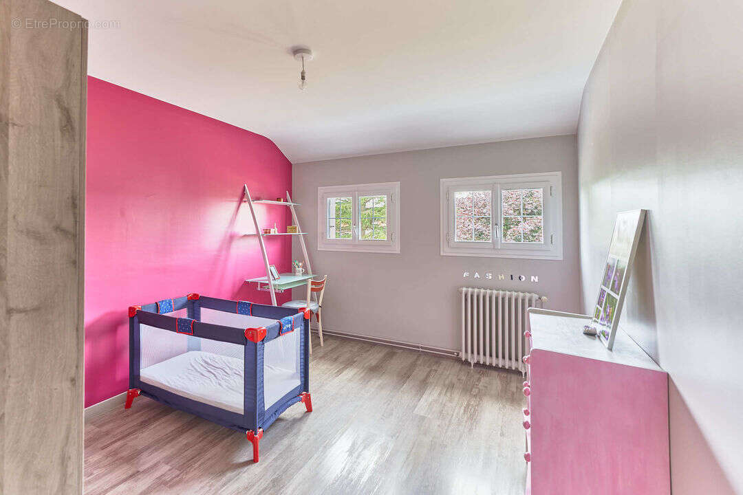 Maison familiale aux volumes généreux à La Pommeraye, un - photo 7