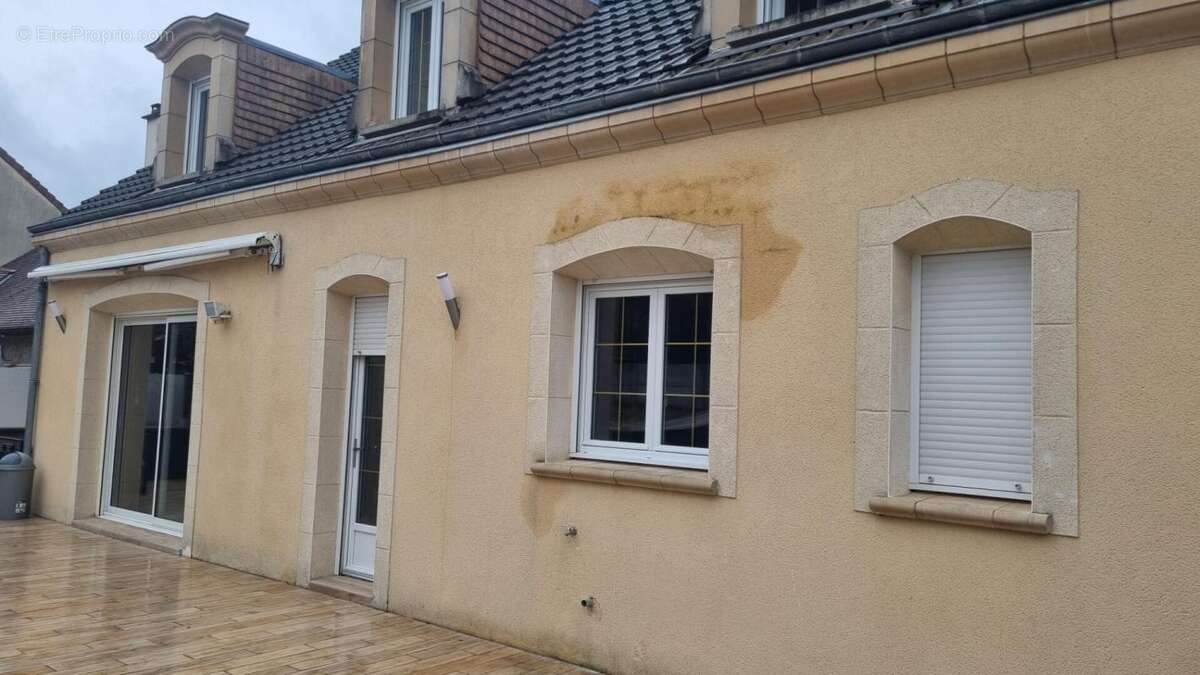 Maison Le Mans 8 pièce(s) 224 m2 - photo 3