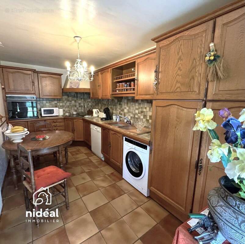 Maison à HEUDREVILLE-SUR-EURE