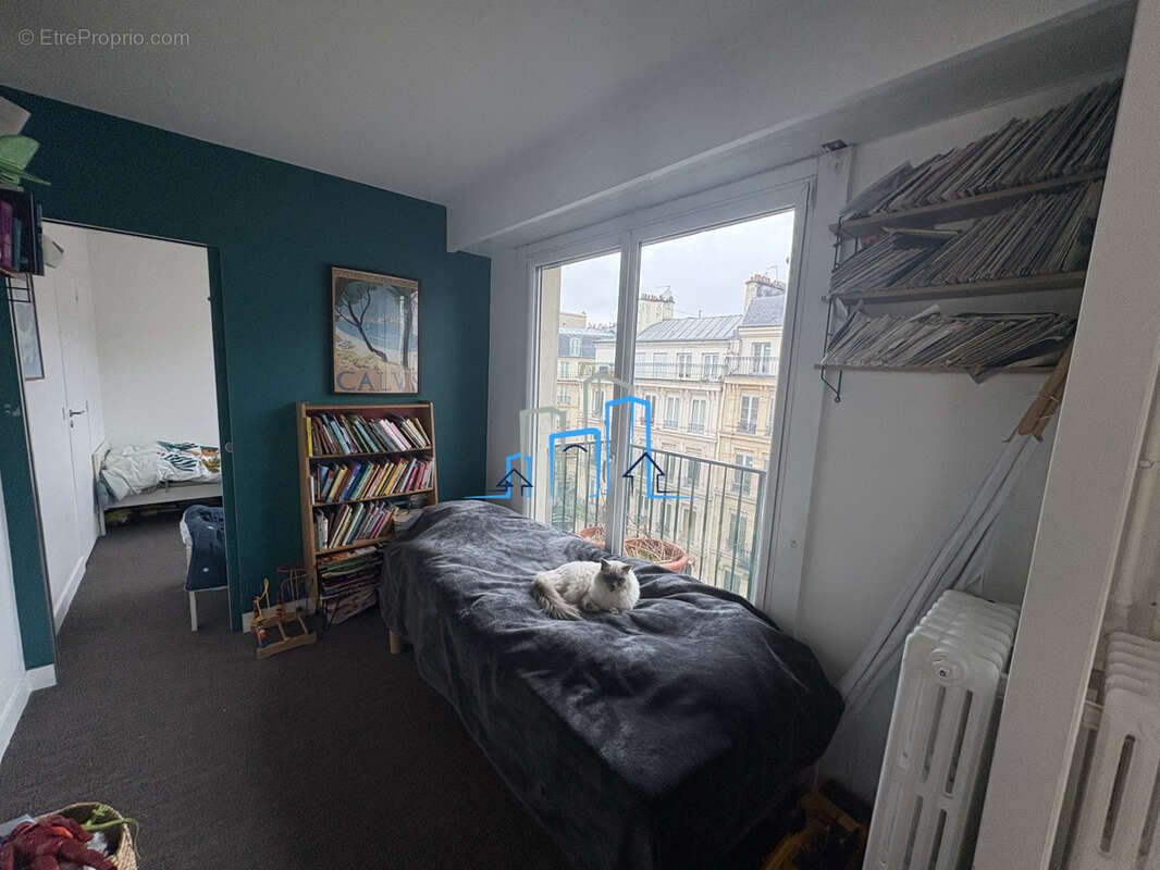 Appartement à PARIS-10E