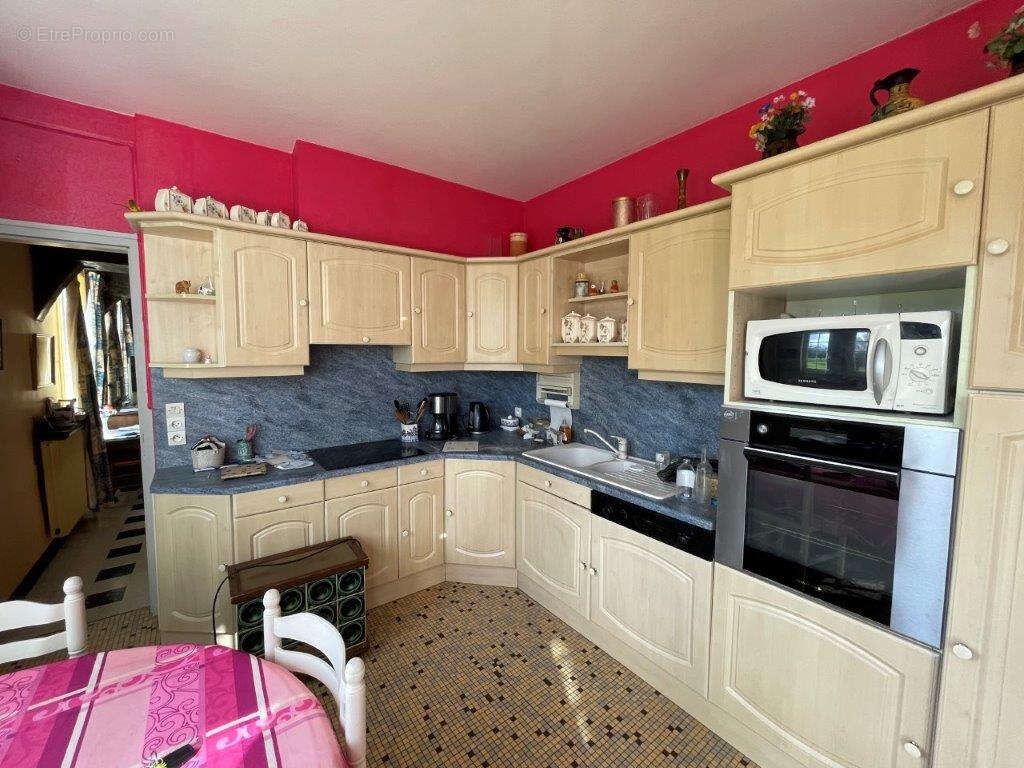 Chaumière 2 chambres avec dépendances - 3000 m² - Proche Goderville - photo 5