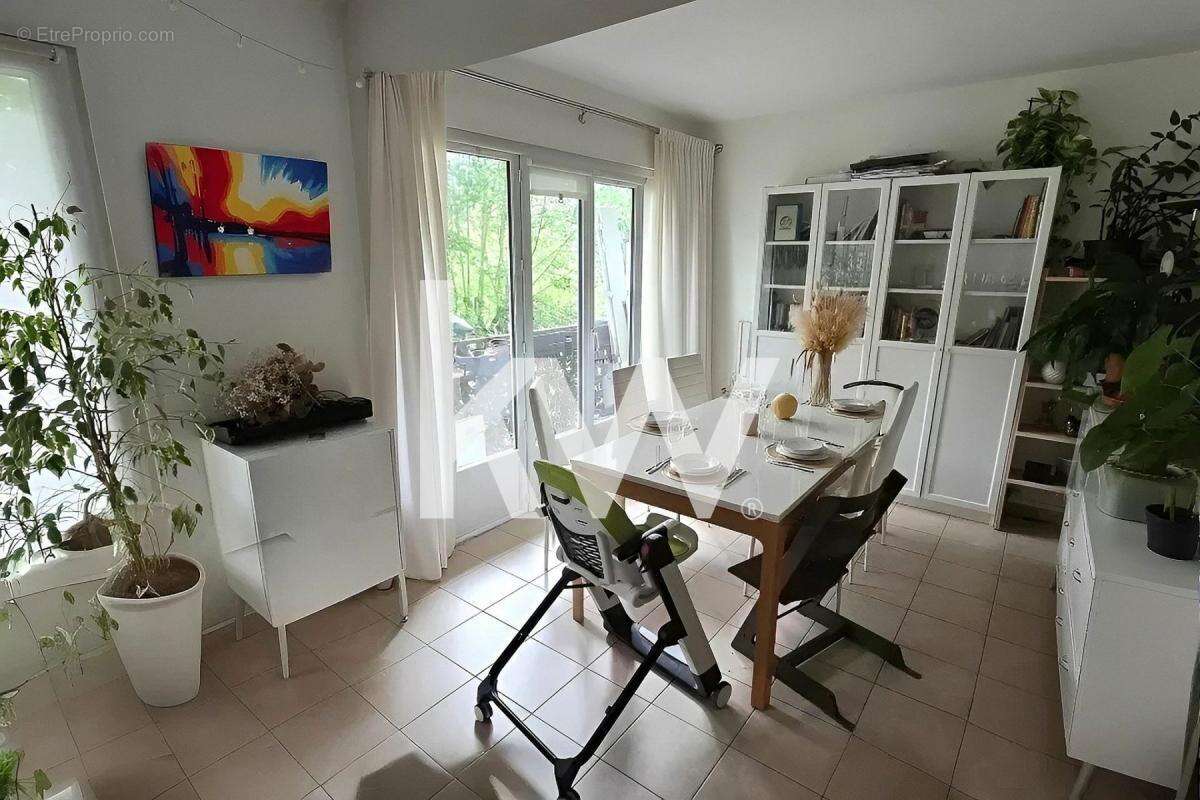 Appartement à MAUREPAS