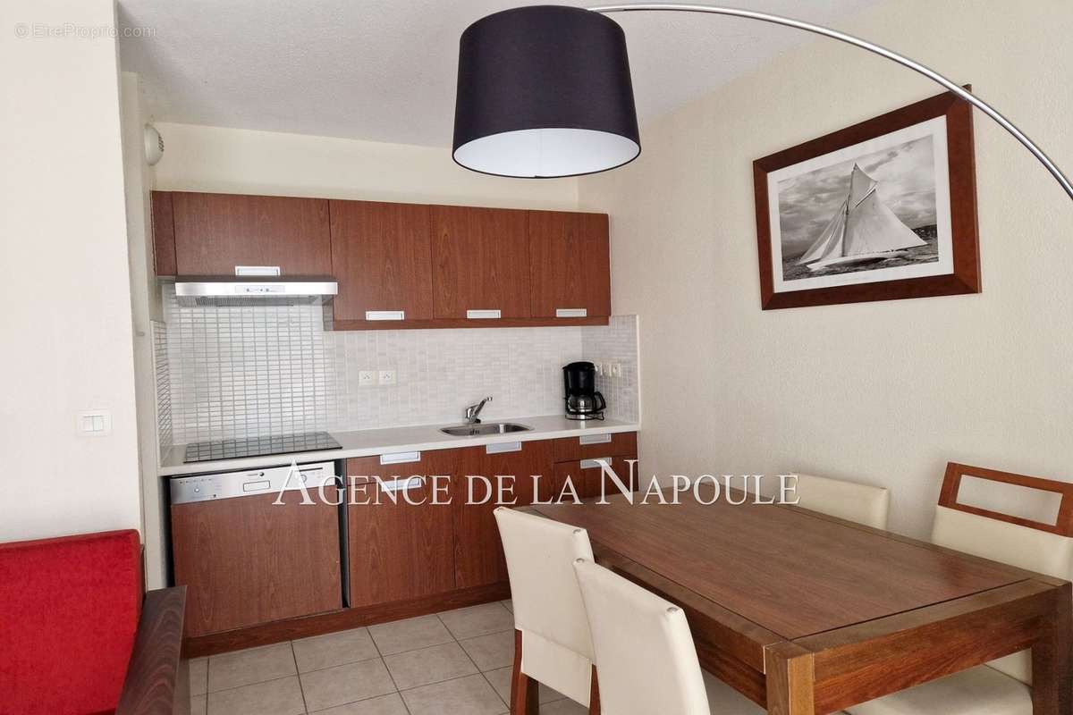 Appartement à MANDELIEU-LA-NAPOULE
