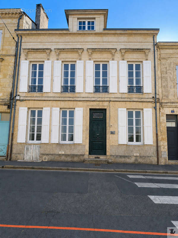 Immeuble de caractère à rénover   240m2   centre de bergerac   fort potentiel - photo 2