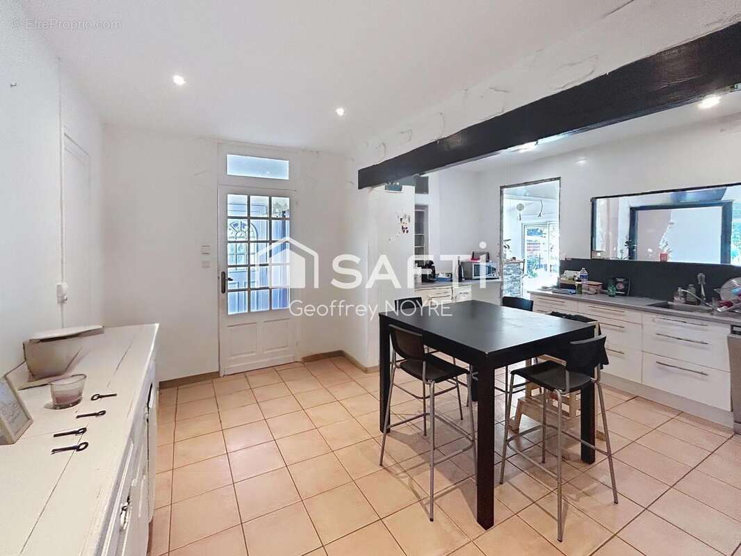 Photo 2 - Maison à SAINT-ESTEPHE